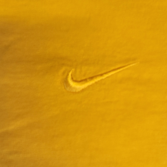 Vintage Nike Small Check Embroidered Swoosh T-shirt Size XXL Yellow 90s VTG. - Picture 4 of 8